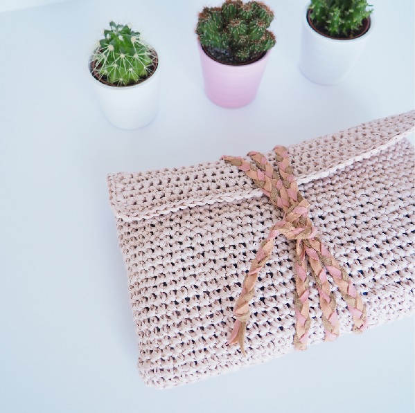 Pastel paper crocheted pouch Creative Paper DIY paper