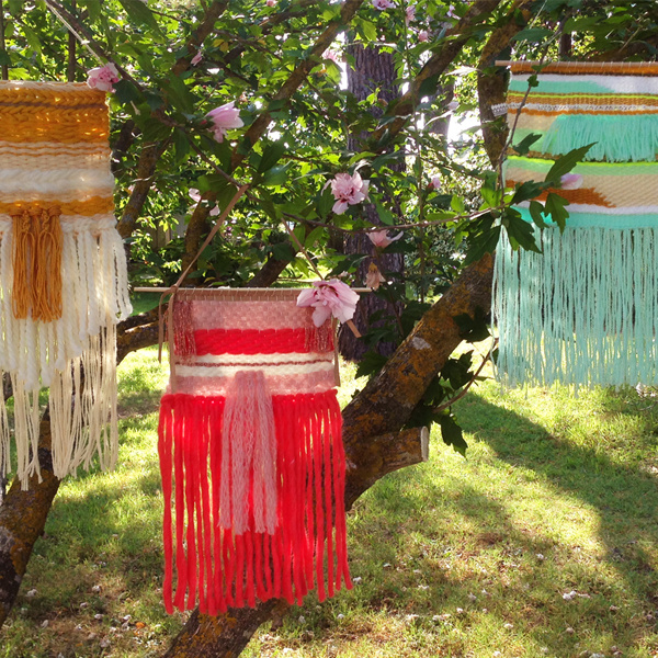 Wall wool weaving