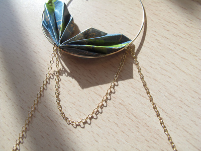 Origami Jungle earrings : Step 13