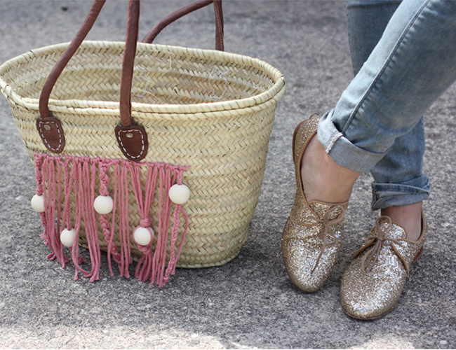 Customize a straw basket with Natura wool XL and macrame