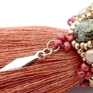 Etape 51 - Pompon Puca perles en verre Samos et Minos par Puca