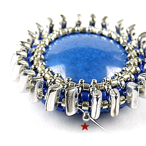 etape 14 - Bague Pam perles en verre Piros Puca