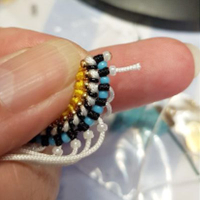 step 5-2-Earrings-pendants-chin-rockeries-knots