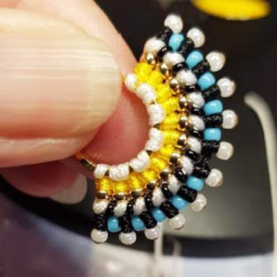 step 5-4-Earrings-pendants-chin-rockeries-knots