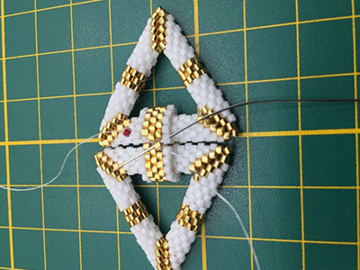 DIY Chic 3D triangle weaving earrings by Miyuki Delicas 11/0 : Step 32