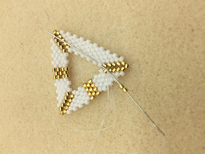 DIY Chic 3D triangle weaving earrings by Miyuki Delicas 11/0 : Step 14