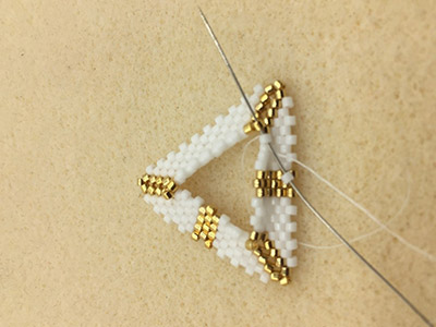 DIY Chic 3D triangle weaving earrings by Miyuki Delicas 11/0 : Step 15