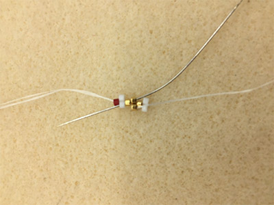 DIY Chic 3D triangle weaving earrings by Miyuki Delicas 11/0 : Step 25