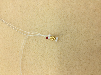 DIY Chic 3D triangle weaving earrings by Miyuki Delicas 11/0 : Step 26