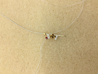 DIY Chic 3D triangle weaving earrings by Miyuki Delicas 11/0 : Step 27