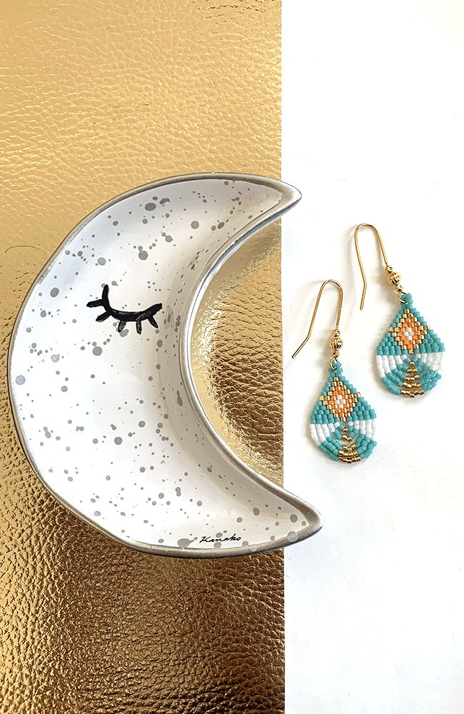 Pinterest- etape 6 - boucles oreilles g&eacute;om&eacute;triques en perles Miyuki D&eacute;licas 11/0