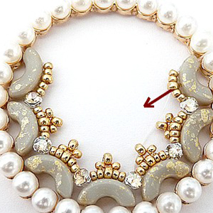 step 10 - Earrings-pendant-Charlotte-pearls-glass-Puca