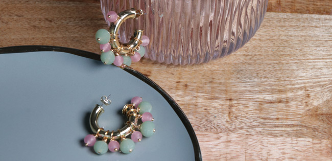 Hoops with tart glass beads