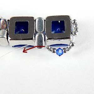 step 10-bracelet-crystals-PureCrystal-pearls-glass-Puca
