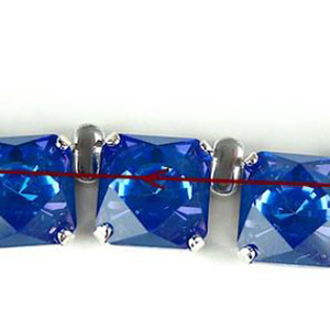 step 5-bracelet-crystals-PureCrystal-pearls-glass-Puca