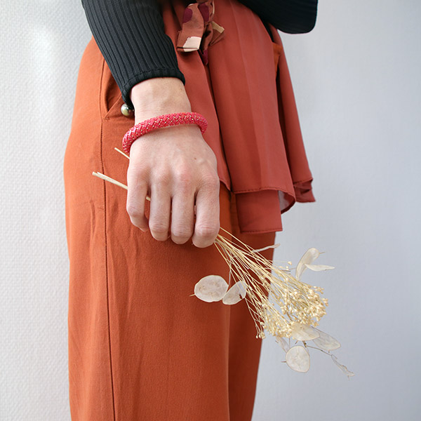 half tila herringbone weaving