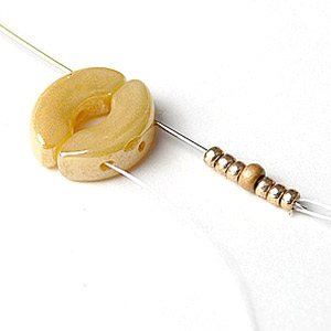 Step 1 - Pepa Puca glass pearl necklace