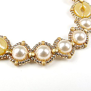 Step 14 - Pepa Puca glass pearl necklace