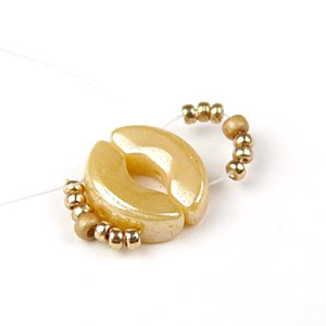 Step 2 - Pepa Puca glass pearl necklace