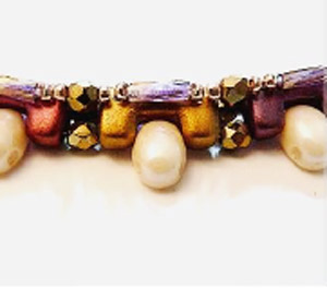 Step 14 - DIY Tinaya Necklace Puca Glass Beads