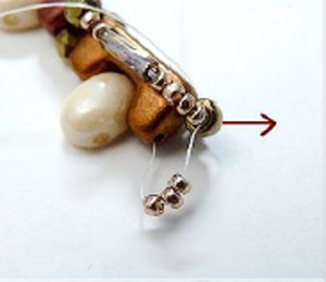 Step 15 - DIY Tinaya Necklace Puca Glass Beads