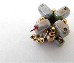 Step 11 -DIY pearl necklace Talia Puca