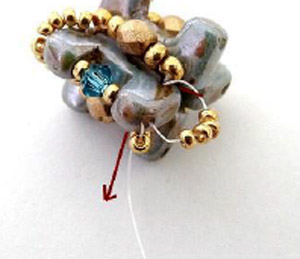 Step 15 -DIY pearl necklace Talia Puca