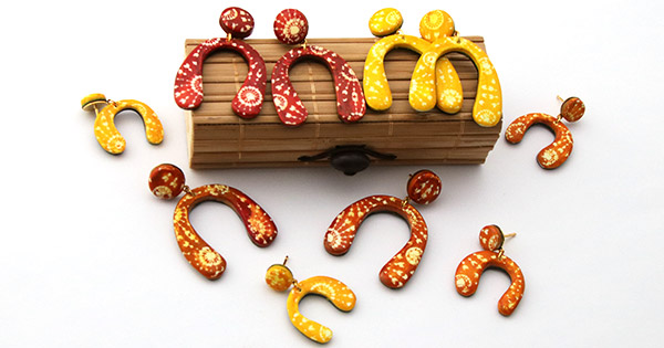 Polymer clay earrings with a batik effect Polymer clay earrings with a batik effect