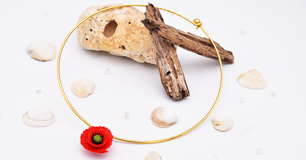 DIY Poppy flower necklace in easy Fimo paste DIY Poppy flower necklace in easy Fimo paste