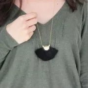 Fan pendant with polyester tassels 80x55 mm Black/Gold Tone x1