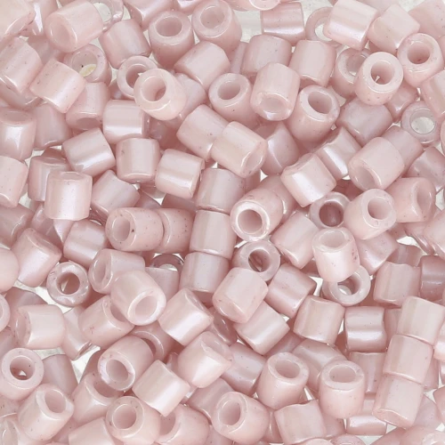Miyuki Delica 8/0 DBL1534 - Opaque Pale Rose Ceylon x8g