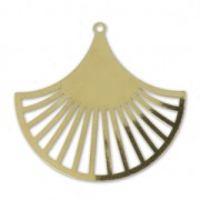 Fan-shaped pendant designed by Perles & Co 24 mm fine Gold plated x1|raw }}