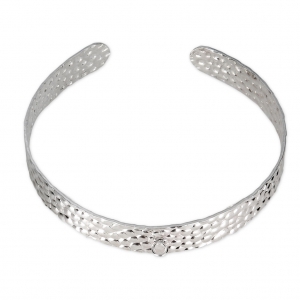 Hammered 925 silver bracelet 10 mm with a loop x1