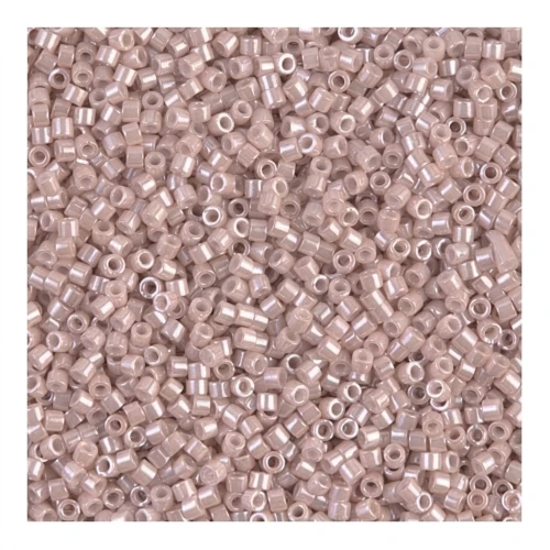Miyuki Delica 11/0 DB1535-1 - Opaque Pink Champagne Ceylon x8g