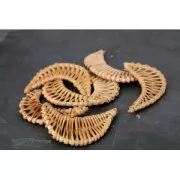 Rattan half-moon 29x46 mm for your DIY creations x1