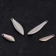 Drop-shaped sequins 19.5 mm  x4