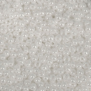 Preciosa 11/0 2 mm seed beads - Chalkwhite Sfinx x250g
