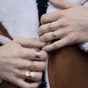 925 Sterling Silver fine ring with an oval Virgin symbol size 50 x1