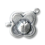 Clover/ ladybird charm 16mm Old silver tone x1|raw }}