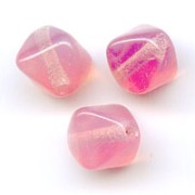 Pyramids Rose Opal 6mm x25|raw }}