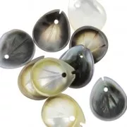 Mother-of-pearl leaf shape sequin 12x10 mm Iridescent grey x1