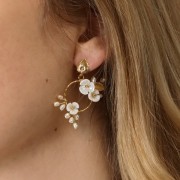 Mother-of-Pearl Flowers 8 mm Natural x4