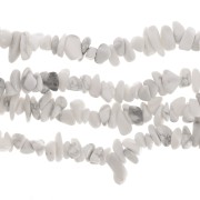 Imitation Howlite Chips 8 - 11 mm x80cm