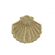 Brass shell pendant/charm 10x10 mm Mat Gold Tone x1|raw }}