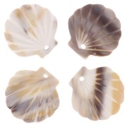Shell pendant in cellulose acetate 19x18.5 mm effect Natural x1