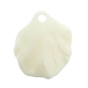 Shell pendant in cellulose acetate 14x17 mm Ivory White x1