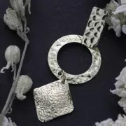 Rhombus Hammered Sequin 17x19 mm Gold Tone x1