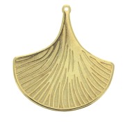 Ginkgo leaf pendant 36x33 mm for DIY jewelry creation - fine Gold plated x1|raw }}