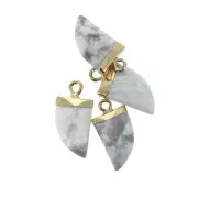 Mini tooth pendant with a synthetic faceted gemstone 20 mm Howlite / Gold Tone x1