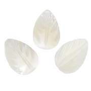 Mother of Pearl Beads - Leaves - 9.5x6. mm - for costume jewelry x4